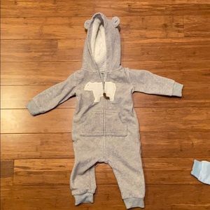 Carter’s 9 month jumpsuit